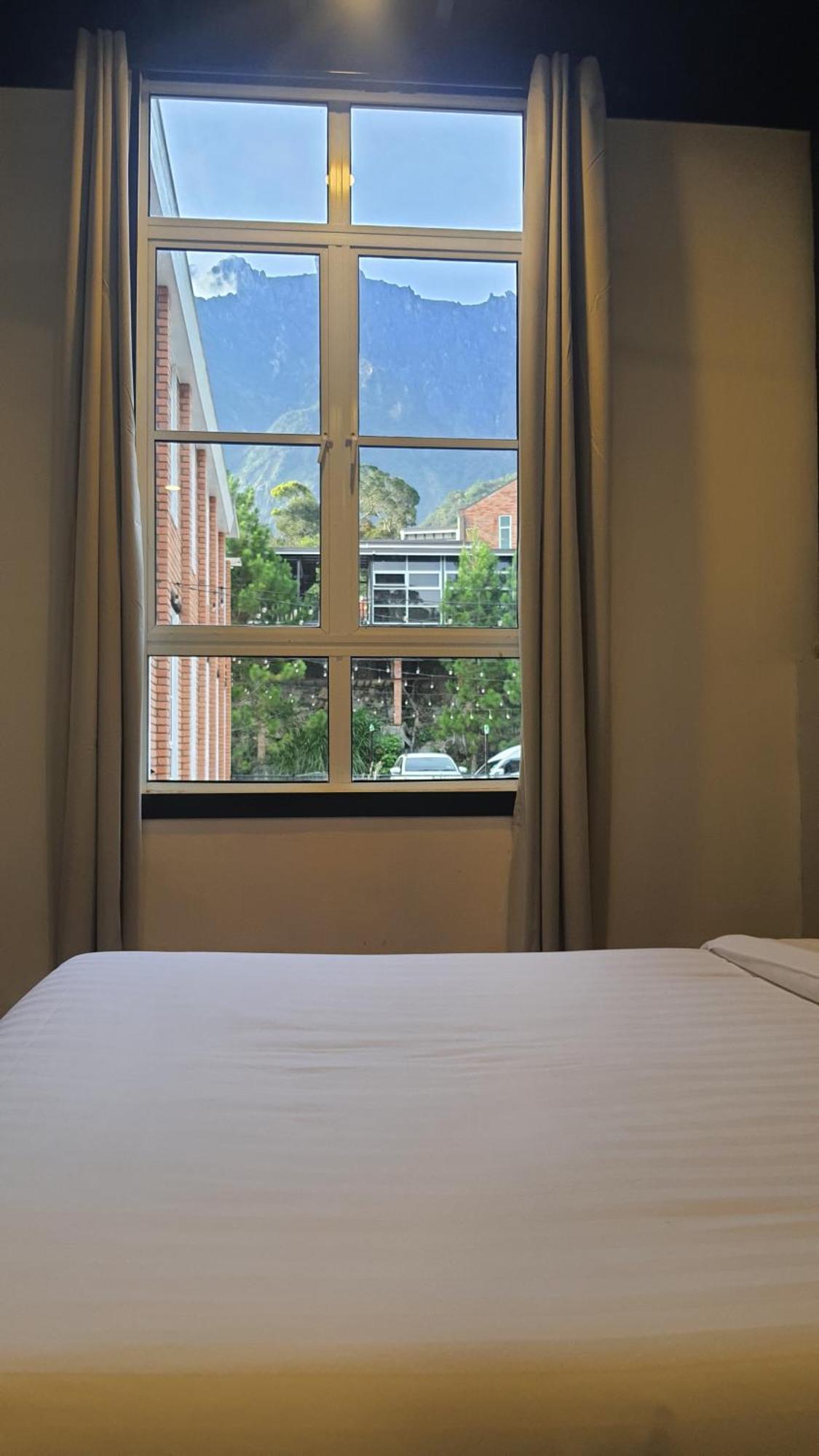 Hotel H Benjamin